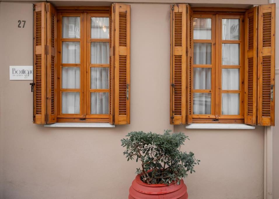 Boutique 27, Luxury Apartment. Ioannina Buitenkant foto