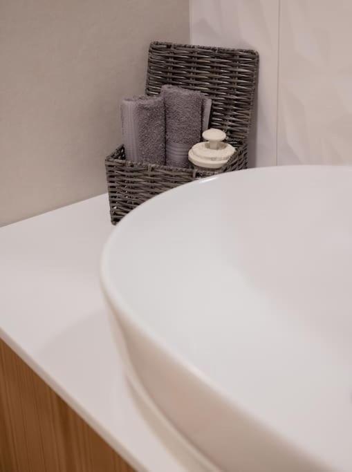 Boutique 27, Luxury Apartment. Ioannina Buitenkant foto